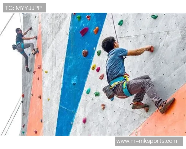 西安攀岩队运动攀岩意识创新高推动体育发展新局面