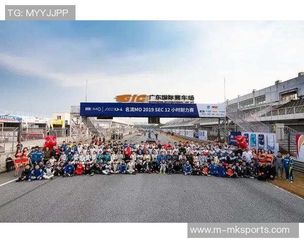 体育实时数据重庆足球队与深圳足球队耐力对决赛后分析与反思