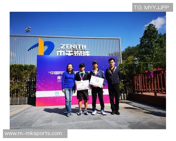 实时新闻南京网球队进攻体系解析网球战术的创新与应用探讨 实时新闻南京网球队进攻体系解析网球战术的创新与应用探讨